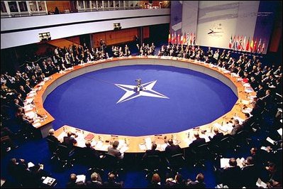 Nato-Rat, Gipfeltreffen 2002 in Prag
