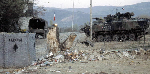 Checkpoint französischer KFOR-Soldaten im Norden des Kososo Foto: Uwe Schütz