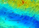 Bodenveränderung nach Erdbeben in Nepal. Spannungen zwischen der indischen und eurasischen Erdpplatte wurden durch das Beben gelöst und erzeugten ruckartige Bodenbewegungen. 