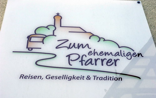 Gasthaus "Zum ehemaligen Pfarrer" im Marktplatz in Lauf an der Pegnitz 