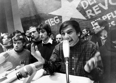 Rudi Dutschke spricht zwei Monate vor dem Attentat auf dem Vietnamkongress West-Berlin