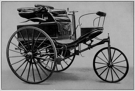 Der Benz Patent-Motorwagen Nr. 3 von 1888. mit dem Bertha Benz die 1. Fernfahrt unternahm
