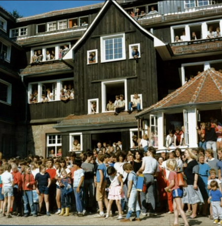 Odenwaldschule in Ober-Hambach bei 64646 Heppenheim, Staatlich anerkannte Ersatzschule 
