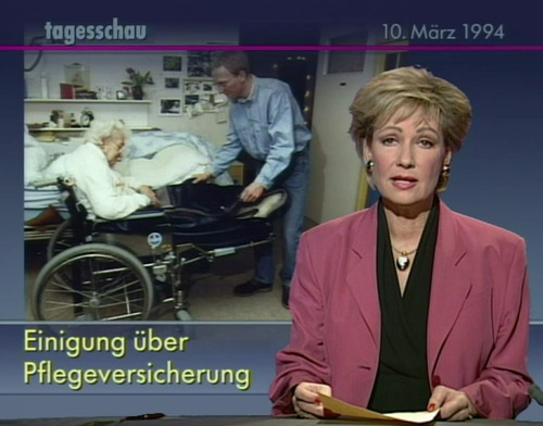 10.03.1994, 20 Uhr: Tagesschau-Sprecherin Dagmar Berghoff verkündet: „Im Streit um die Pflegeversicherung ist heute der Durchbruch gelungen.“