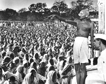 Mahatma Gandhi, 1930