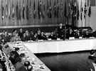 Das AREF-Kalenderblatt erinnert an das Bretton-Woods-Abkommen, die Weltwirtschaftsordnung für die Zeit nach dem 2. Weltkrieg