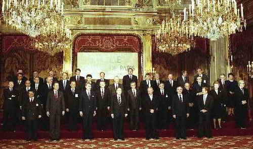 Staats- und Regierungschefs auf dem KSZE-Gipfeltreffen am 21.11.1990 in Paris