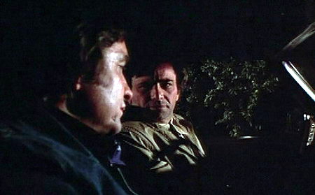 Johnny Cash (links i.B.) 1974 in der Folge Schwanengesang der Krimi-Reihe Columbo mit Peter Falk
