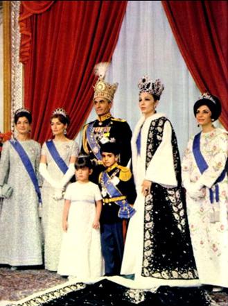 Schah Mohammad Reza Pahlavi, Krönung 1967