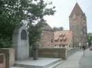 mehr bei uns Ã¼ber die Gedenkfeier nlÃ¤sslich des Jahrestags der ZerstÃ¶rung der Synagoge am Hans-Hans-Platz in NÃ¼rnberg