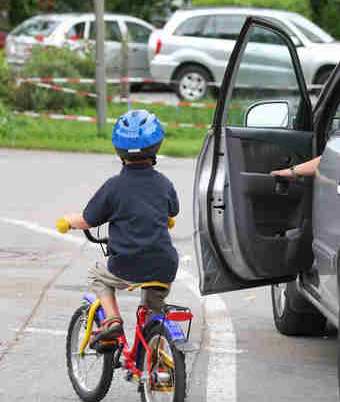 Nur wer sein Fahrrad beherrscht, kann ausweichen und hat den Kopf frei für Verkehrsregeln 