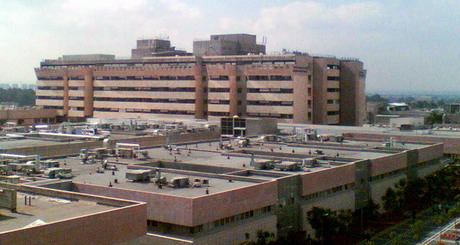 In diesem medizinischen Zentrum in Tel HaSchomer ist der Demonstrant Mosche Silman heute an seinen Brandwunden gestorben. 