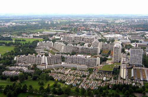 mehr bei uns über den Überfall  auf das Olympische Dorf 1972 in München 