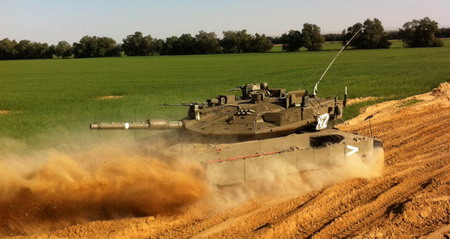 israelischer Panzer auf  Patrouille