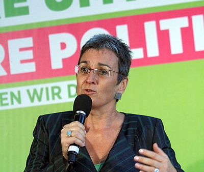 Ulrike Lunacek, Initiatorin des „EU-Fahrplan zur Bekämpfung von Homophobie und Diskriminierung aufgrund von sexueller Orientierung und Geschlechtsidentität“