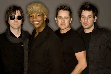 Newsboys 2009 mit Ex-dc-Talker Michael Tait