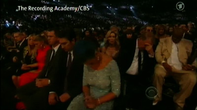 Grammy-Verleihung 2012, Gebet