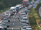 Richtiges Verhalten bei Stau auf der Autobahn